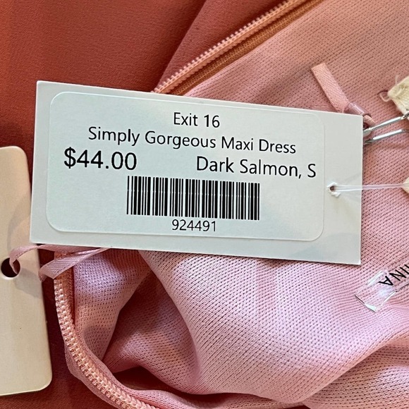 ENTRO FIXED SPAGHETTI STRAP‎ V-NECK TWIST FRONT MAXI DRESS DARK SALMON SMALL NWT - Picture 13 of 15